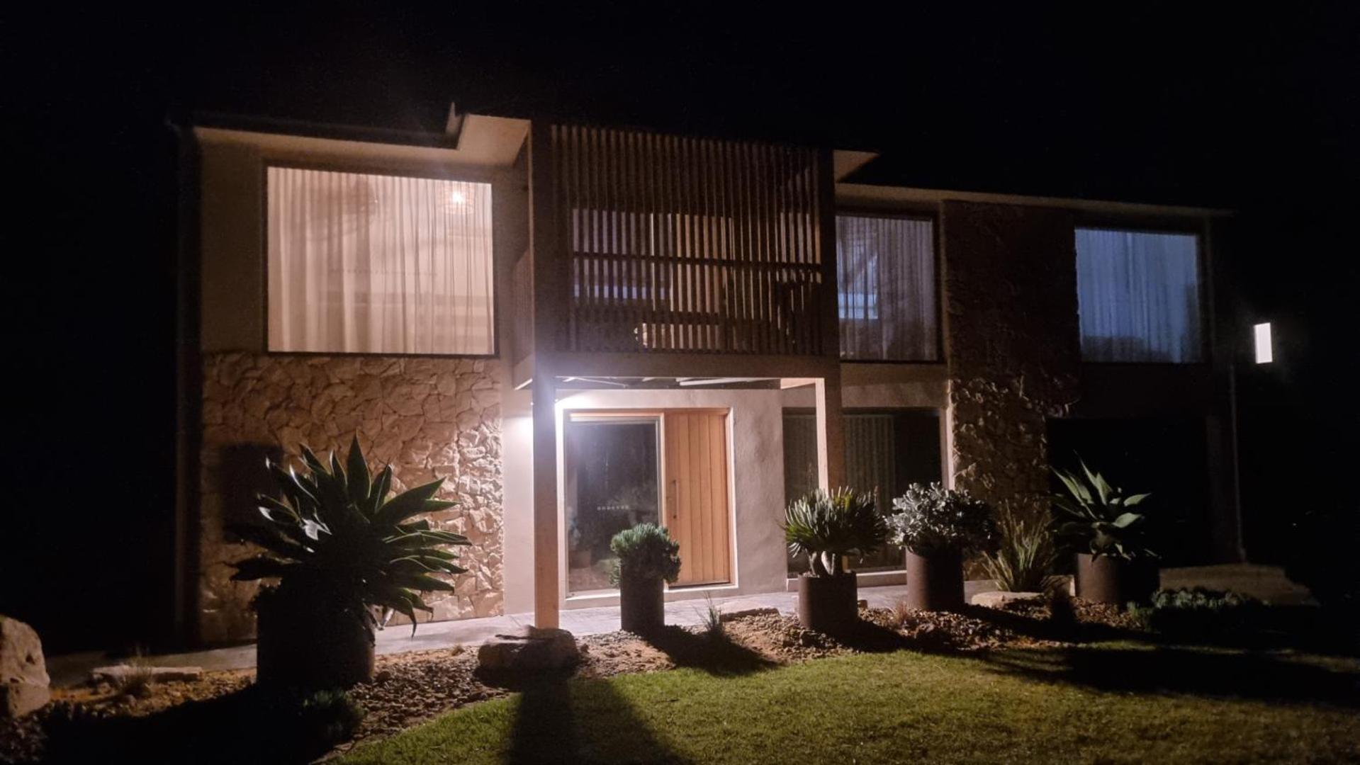 Sunsets On Martyrs Coastal Luxury Beach House Peterborough Exterior foto